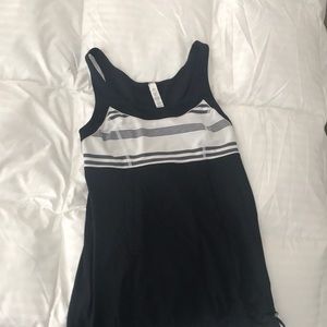 Lulu lemon workout shirt